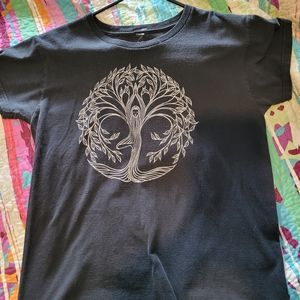 Earth Creations organic cotton t shirt size small